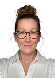 images/team/Cornelia-Schcke_2.0.jpg#joomlaImage://local-images/team/Cornelia-Schcke_2.0.jpg?width=178&height=250
