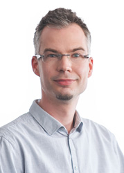 images/team/Portraits_2022-2023/Robert-Hommel.jpg#joomlaImage://local-images/team/Portraits_2022-2023/Robert-Hommel.jpg?width=179&height=250